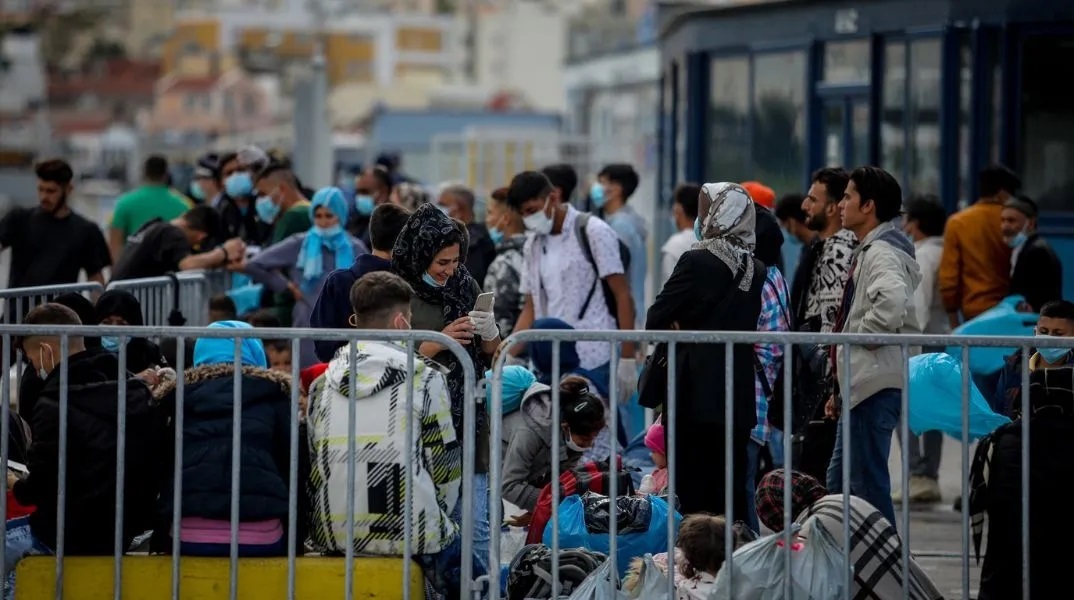 Θ. Πλεύρης για άσυλο: «Όποιος δηλώνει ψευδώς ανήλικος, θα έχει συνέπειες»