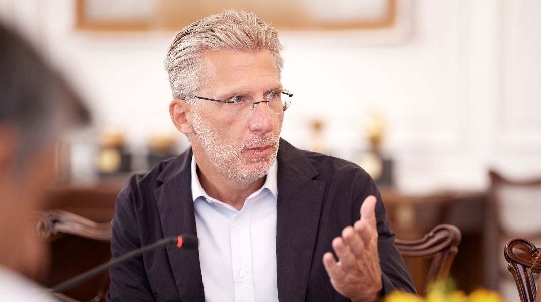 Ο υπουργός Επικρατείας Άκης Σκέρτσος 