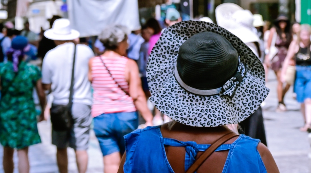 Καιρός, περαστικοι