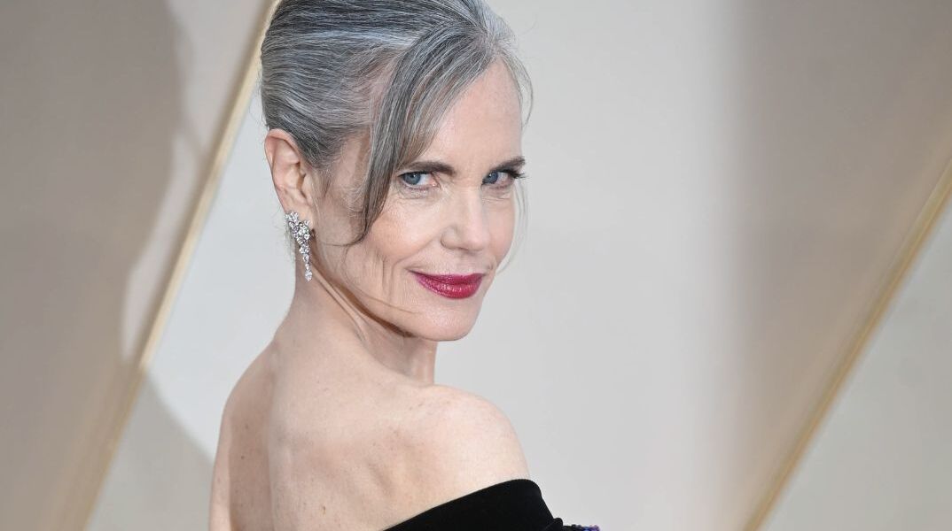 «Αλκοολική, Αλτσχάιμερ ή γιαγιά»; Η Ελίζαμπεθ ΜακΓκόβερν κράζει το Χόλιγουντ