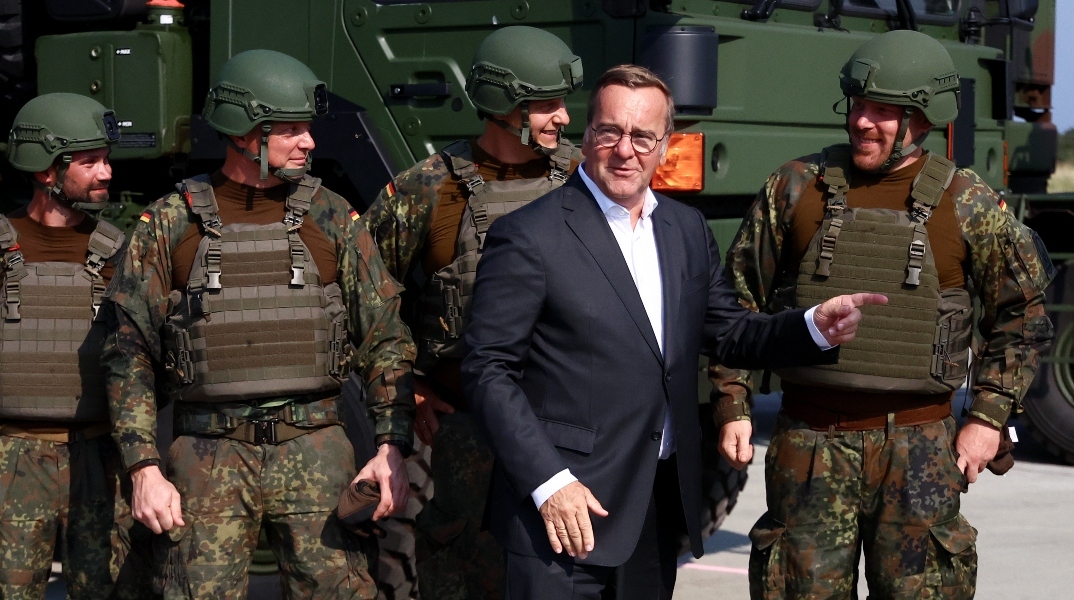 Ο Υπιουργός ¨αμυνας της γερμανίας