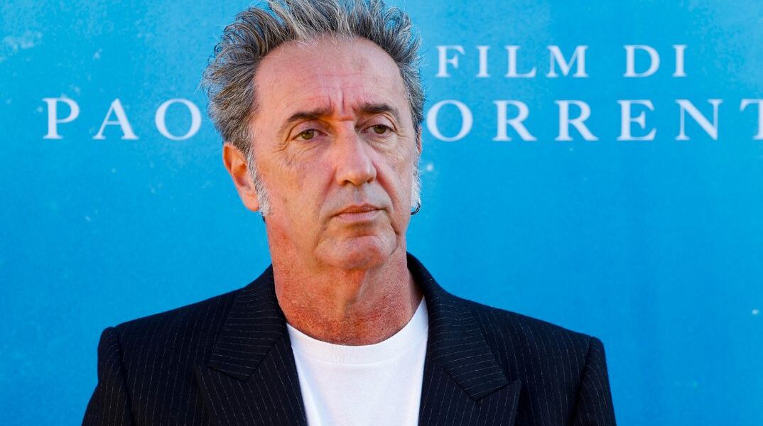 Ο Πάολο Σορεντίνο άνοιξε την αυλαία στη Βενετία με τη La Grazia – Μια πολιτική και ηθική ιστορία εμπνευσμένη από τον Σέρτζιο Ματαρέλα