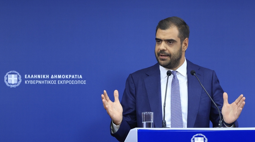 Ο κυβερνητικός εκπρόσωπος, Παύλος Μαρινάκης