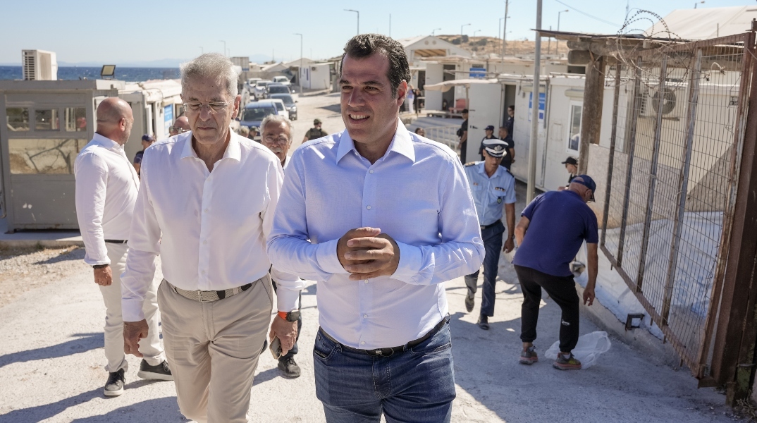 Ο υπουργός Μετανάστευσης και Ασύλου, Θάνος Πλεύρης