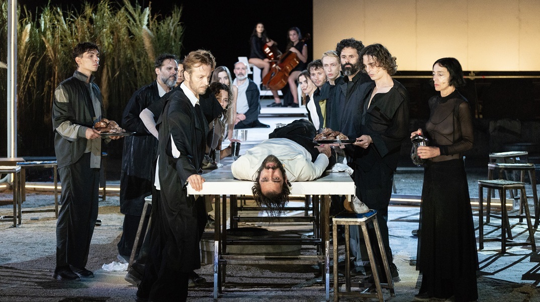 «ζ-η-θ, ο Ξένος» του Μιχαήλ Μαρμαρινού