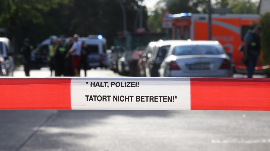 Αυτοκίνητο έπεσε σε πλήθος στο Βερολίνο - Ανάμεσα στους τραυματίες και αρκετά παιδιά