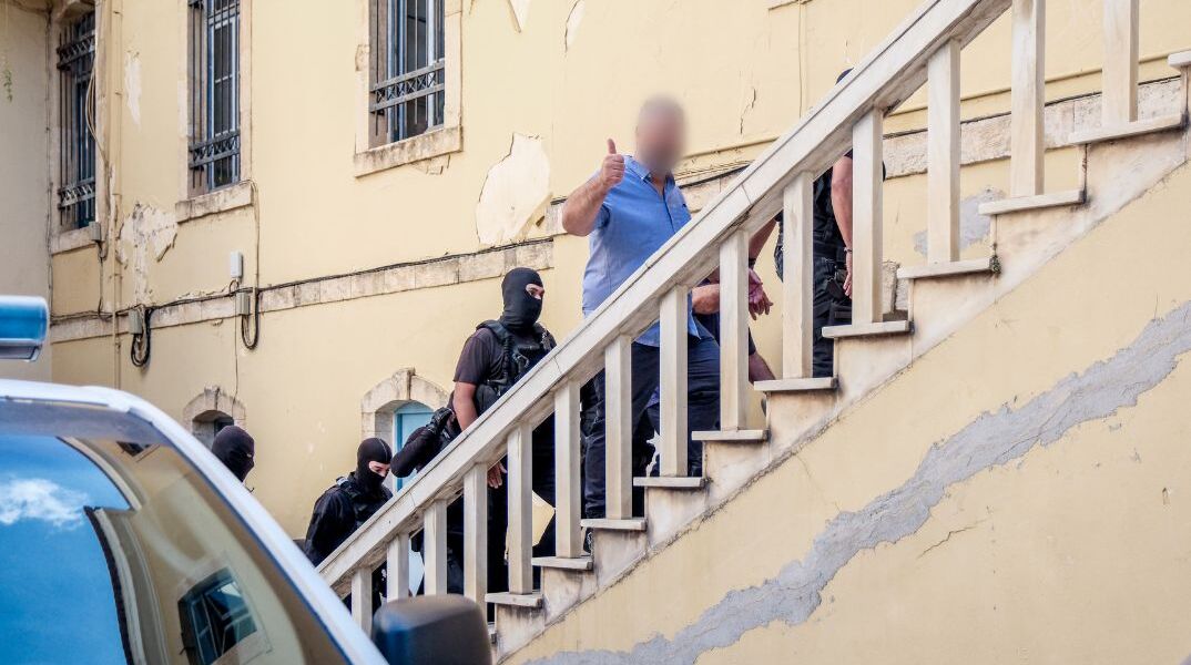 Μαφία στην Κρήτη: Προφυλακίστηκαν τα δύο αδέλφια του κυκλώματος εκβιαστών 