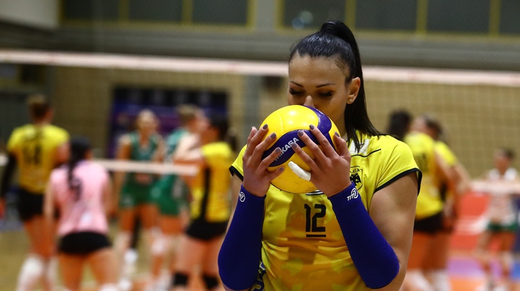 Εύα Χαντάβα: Πίστευα ότι θα πεθάνω, κινούμασταν μόνο από το ένστικτό μας – Η μαρτυρία της βολεϊμπολίστριας από το Νεπάλ