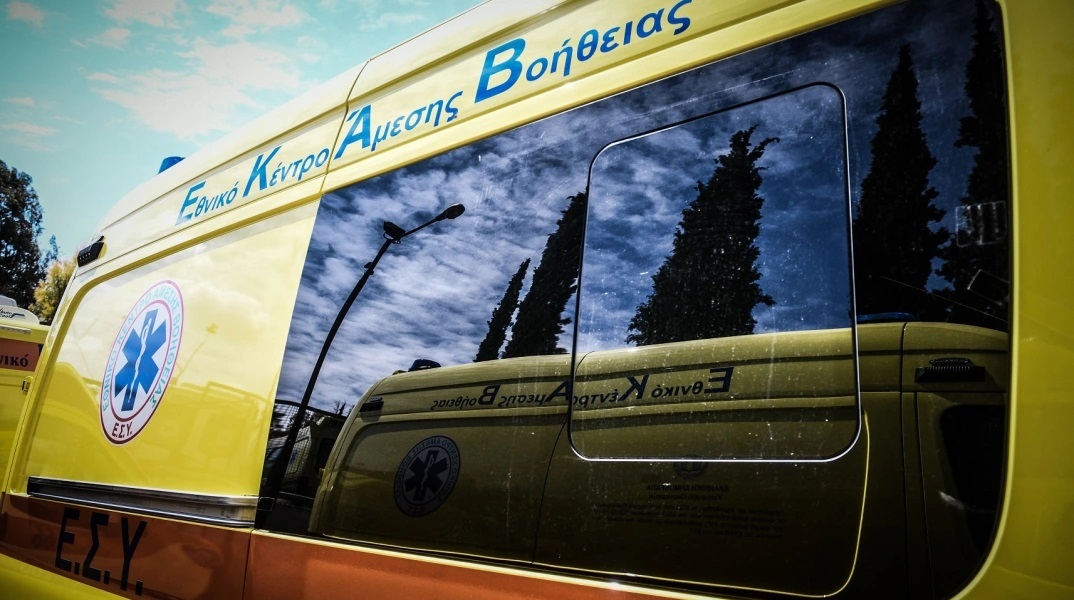 Πάτρα, ασθενοφορο