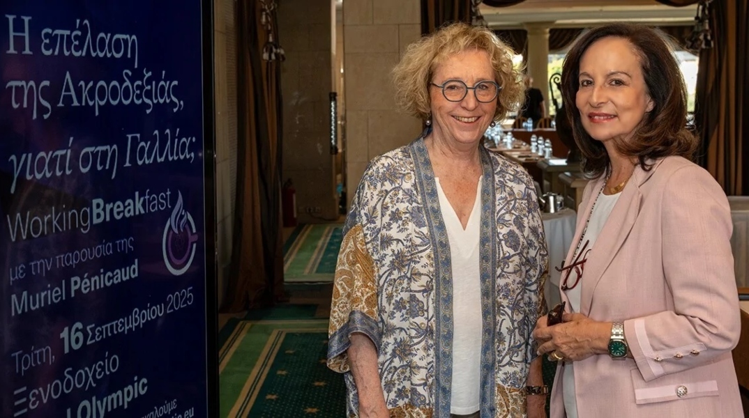 Η πρώην υπουργός Εργασίας και Απασχόλησης της Γαλλίας, Μουριέλ Πενικό με την Άννα Διαμαντοπούλου