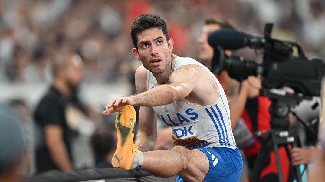 Άδοξο τέλος για τον Τεντόγλου στον τελικό του μήκους – Ένιωσε ενοχλήσεις στη γάμπα