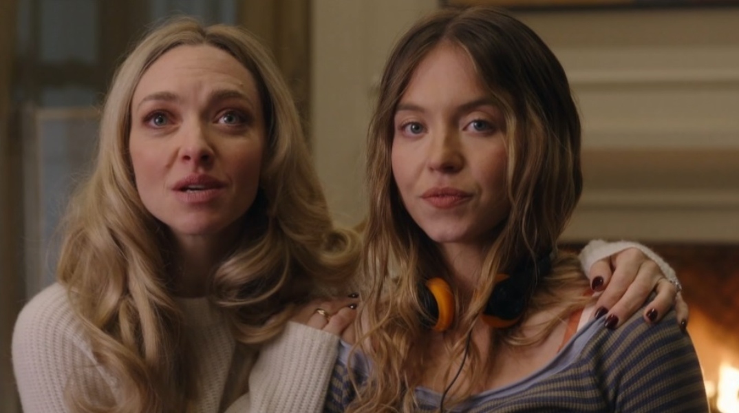 Σίντνεϊ Σουίνι και η Αμάντα Σέιφριντ