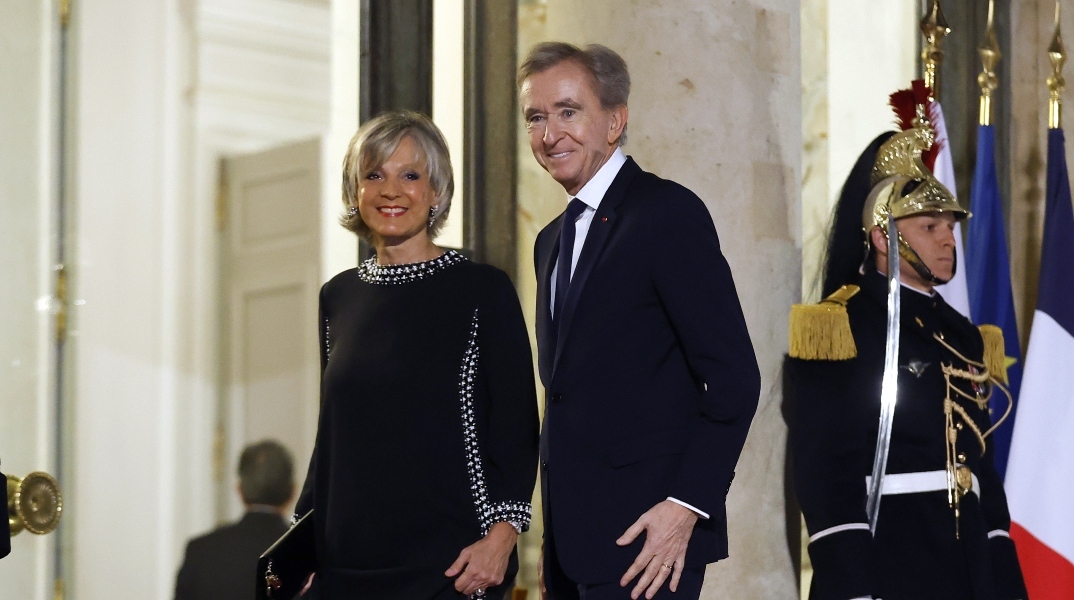 Ο CEO της LVMH, Μπερνάρ Αρνό και η σύζυγό του, πιανίστρια Ελέν Μερσιέ-Άρνοτ