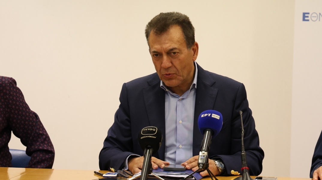 Ο αναπληρωτής υπουργός Αθλητισμού, Γιάννης Βρούτσης