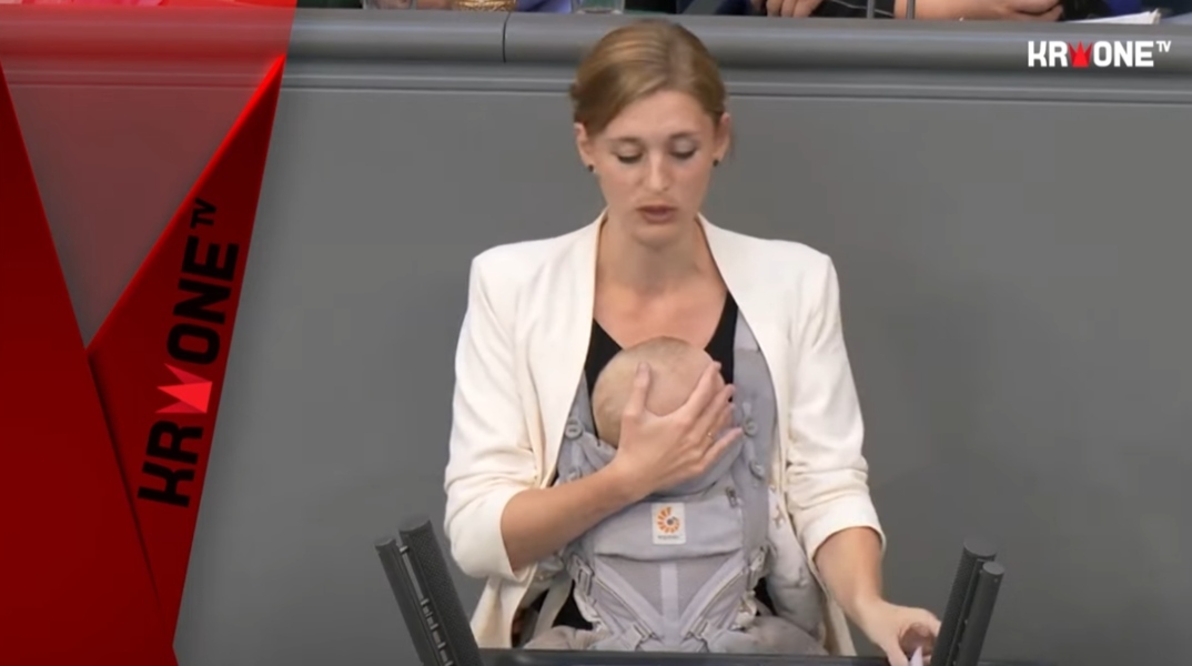 Η Χάνα Στάινμουλερ στο κοινοβούλιο της Γερμανίας