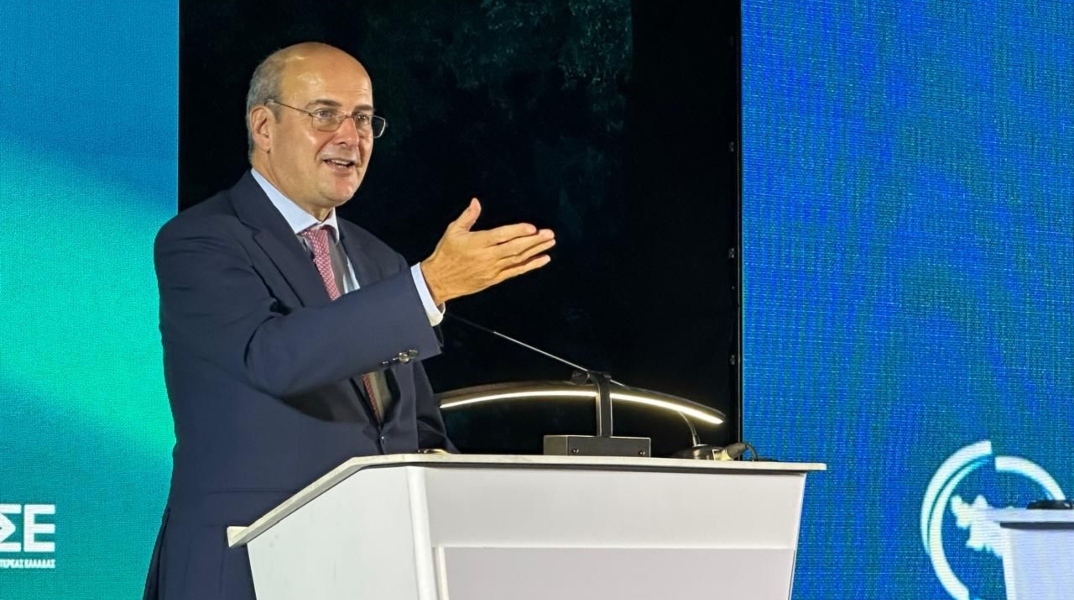 Ο αντιπρόεδρος της κυβέρνησης, Κωστής Χατζηδάκης 