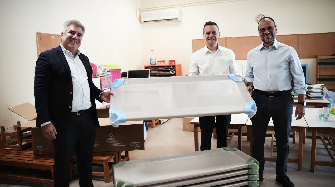 Ο Δήμος Αθηναίων εξοπλίζει 20 ολοήμερα νηπιαγωγεία με νέα κρεβάτια και στρώματα