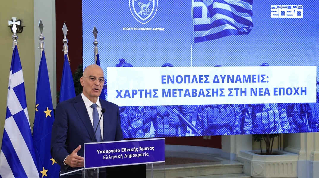 Τι αλλάζει στις Ένοπλες Δυνάμεις -  Στράτευση γυναικών, θητεία και μισθολόγιο