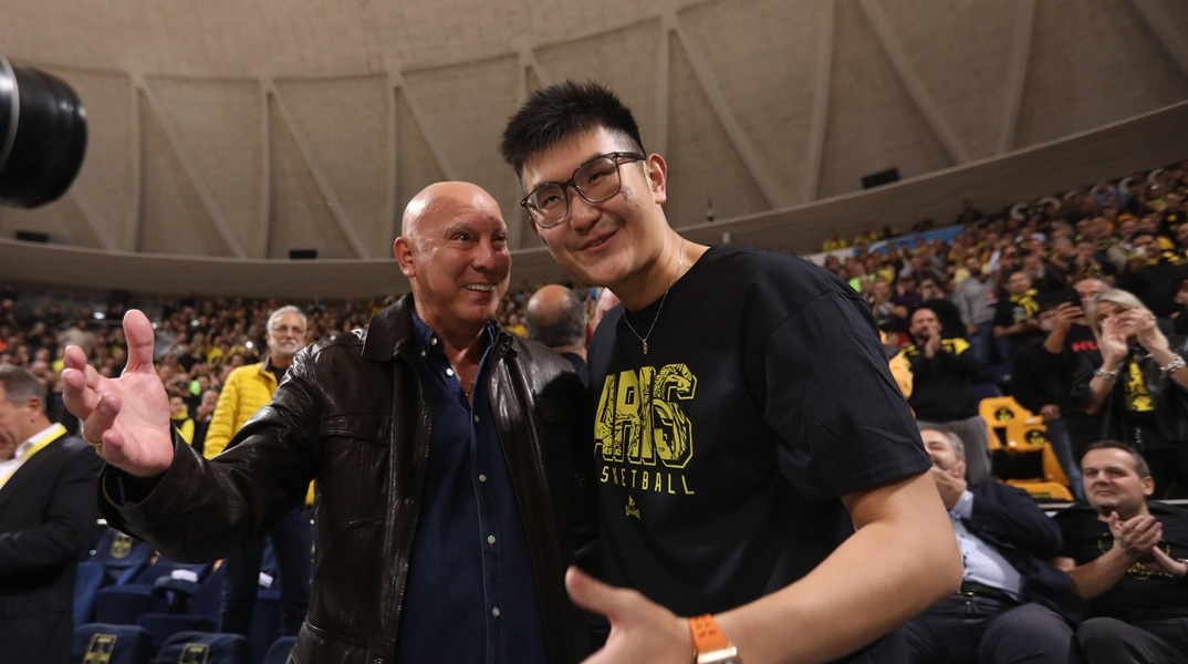 Άρης: Αποθέωση για Ρίτσαρντ Σιάο και Νίκο Γκάλη στο Αλεξάνδρειο