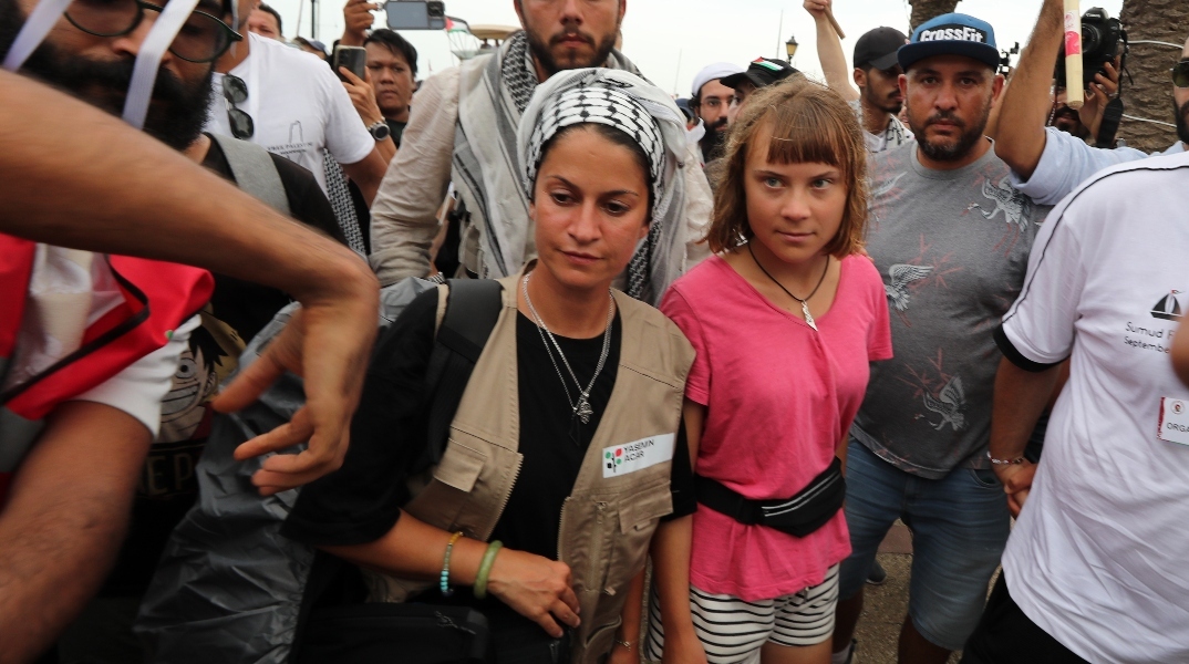 Οι ακτιβίστριες Γιασμίν Ακέρ και Γκρέτα Τούνμπεργκ