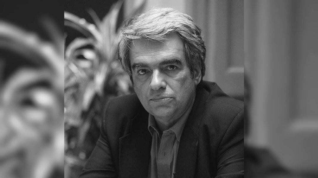 Μιχάλης Μοδινός