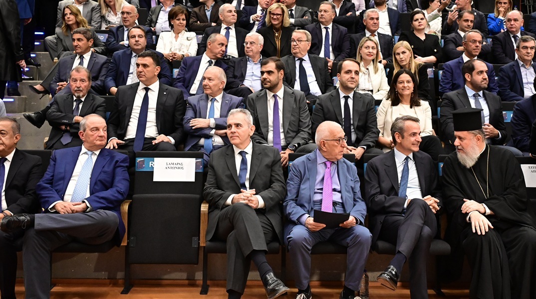 Απών ο Αντώνης Σαμαράς από την παρουσίαση του βιβλίου του Ευριπίδη Στυλιανίδη