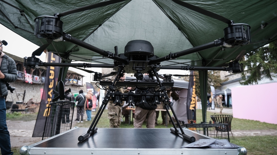 drone σε έκθεση