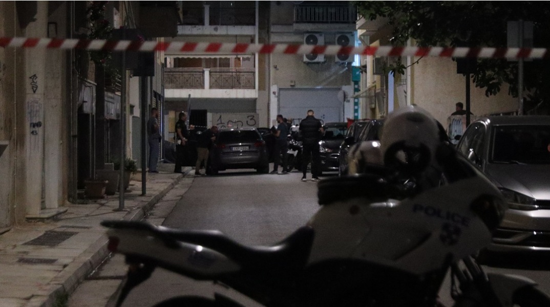 Άγιος Παντελεήμονας: Τρίτο άτομο «μυστήριο» αναζητούν οι Αρχές για τη δολοφονία του 30χρονου