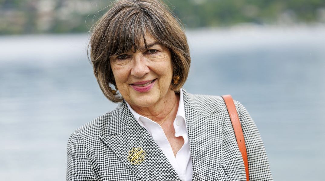 Δημοσιογράφος του CNN απολογείται για το σχόλιο ότι οι  όμηροι «είχαν καλύτερη μεταχείριση από τους Παλαιστινίους στη Γάζα»