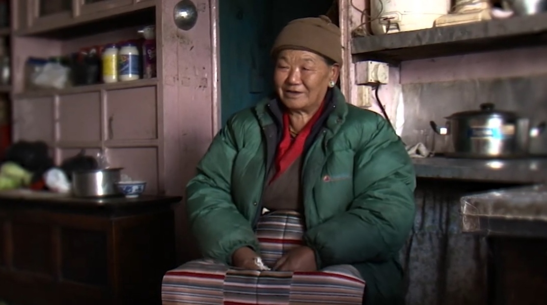 Πέθανε σε ηλικία 92 ετών ο τελευταίος επιζών της αποστολής που κατέκτησε το Έβερεστ το 1953