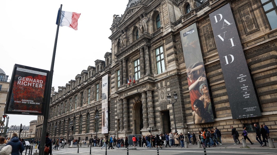 Ληστεία στο Λούβρο