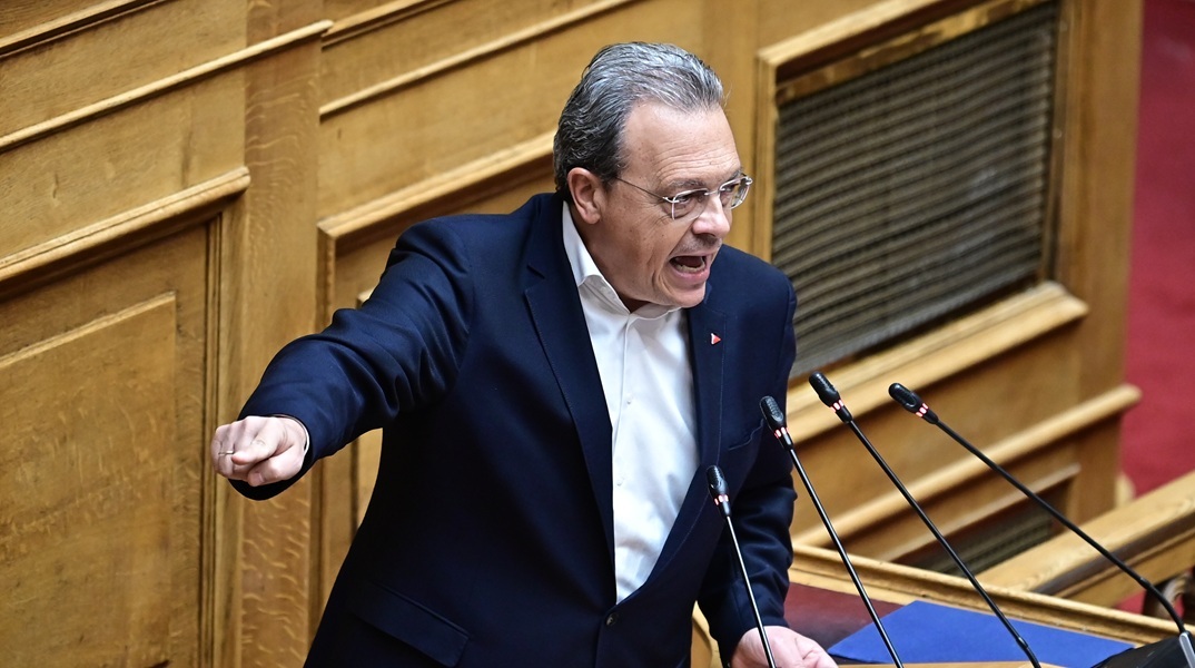 Φάμελλος: Αντισυνταγματική και ντροπιαστική η τροπολογία για το Μνημείο του Αγνώστου Στρατιώτη