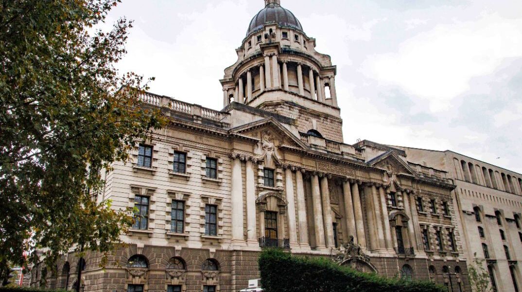 Λονδίνο: Σχέδιο απαγωγής του ιδρυτή της Revolut αποκαλύφθηκε στη δίκη για «ρωσοκίνητους» εμπρησμούς