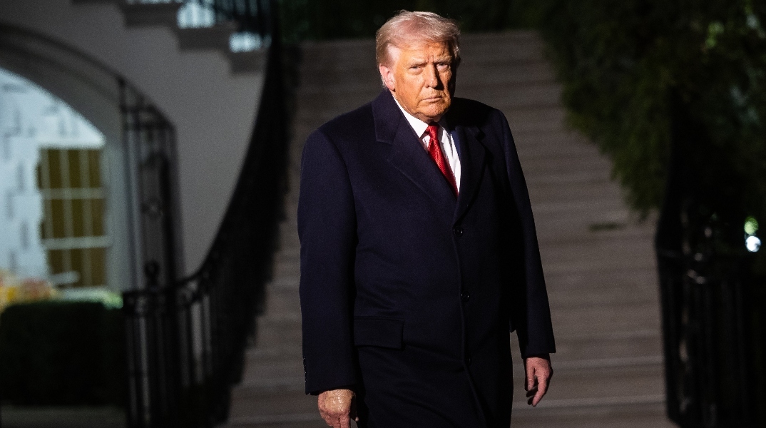 Ο Τραμπ, το UFC και οι αντρικές μπίζνες μέσω μιας κιτς φιέστας 