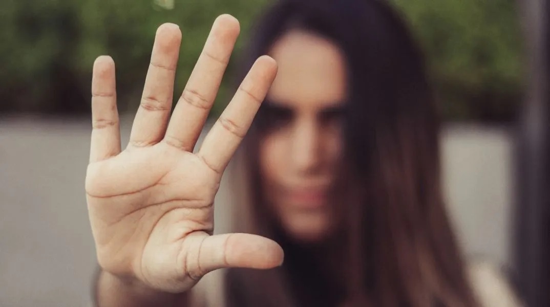 Γαλλία: Η έννοια της συναίνεσης ενσωματώθηκε στον ορισμό του βιασμού του ποινικού κώδικα	