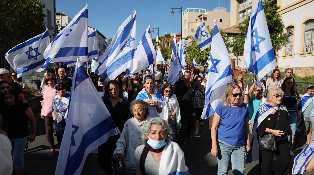 Κηδεία ισραηλινού ομήρου στο Ρισόν Λε Ζιόν του Ισραήλ