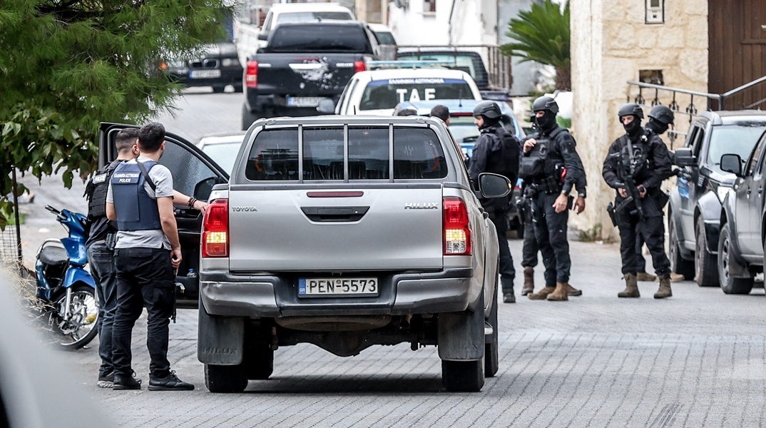 Η ανακοίνωση του ΕΚΑΒ για τo μακελειό στα Βορίζια Ηρακλείου - «Οχυρωμένο» από την ΕΛΑΣ το χωριό