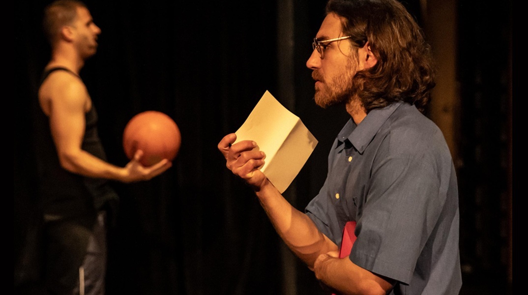 Raised in Captivity του Νίκι Σίλβερ