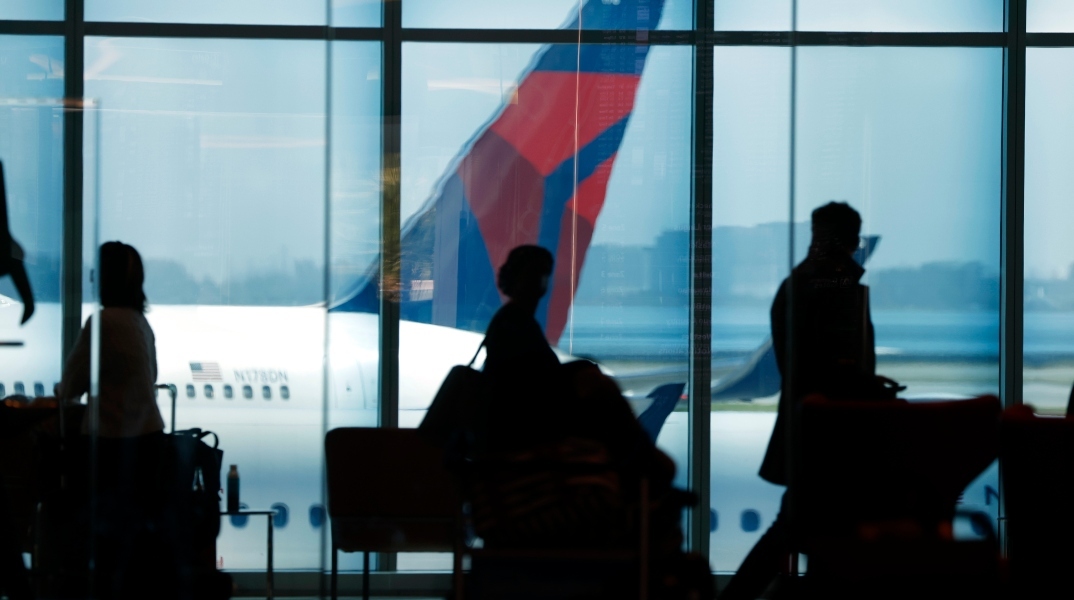 καθυστερήσεις σε αεροδρομιο