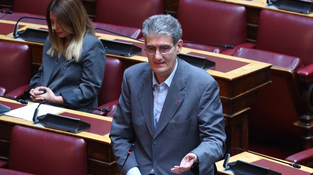 Χρ. Γιαννούλης για βιβλίο Τσίπρα: Και να μην με καλέσουν θα πάω