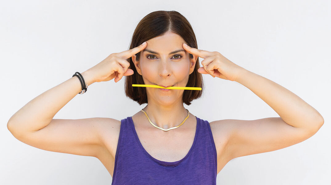 Κάνοντας ένα μήνα Face Yoga με την Αρετή Καφαντάρη