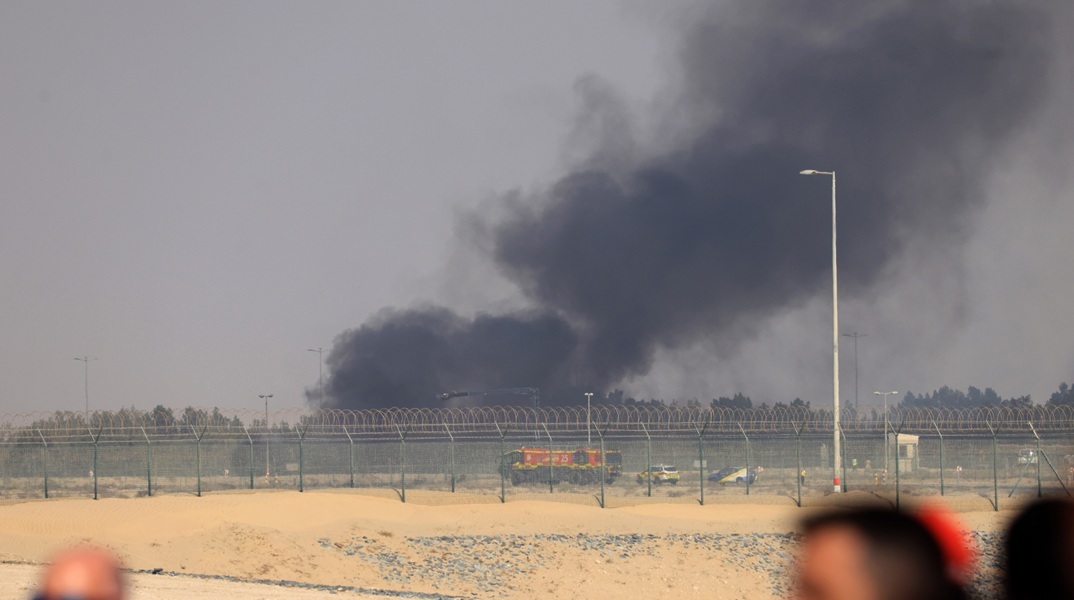 Τραγωδία στο Ντουμπάι: Νεκρός πιλότος μετά από συντριβή μαχητικού στην Αεροπορική Έκθεση