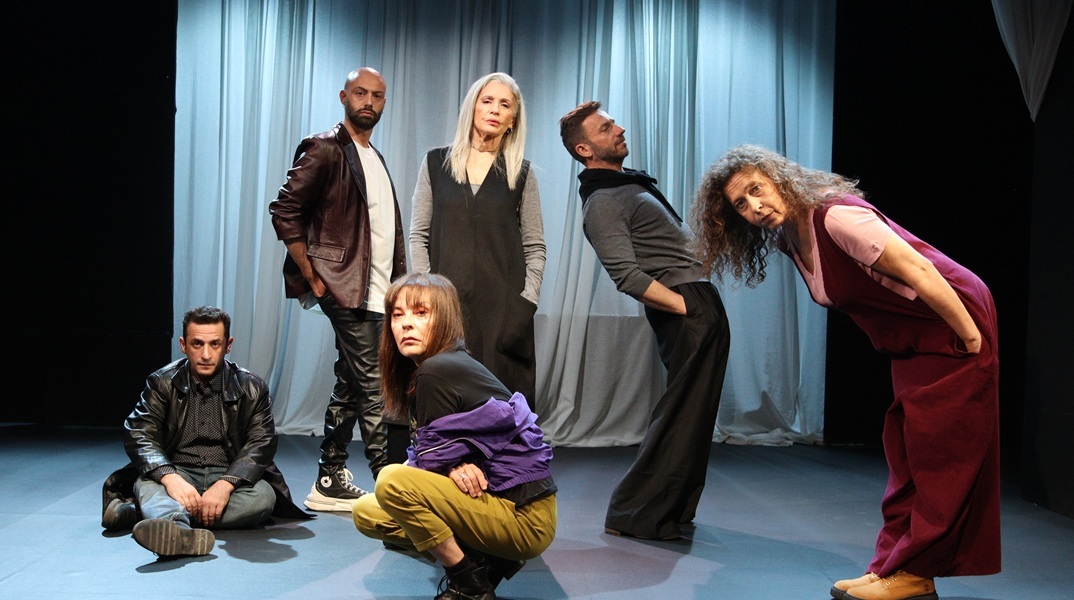 Το σπίτι στην Εθνική οδό- Ένα ήσυχο μέρος στο θέατρο Άλφα