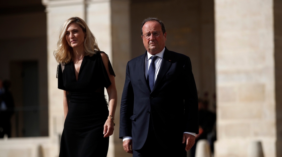 Ο πρώην Γάλλος πρόεδρος Φρανσουά Ολάντ και η σύζυγός του, Γαλλίδα ηθοποιός Ζιλί Γκαγιέ 