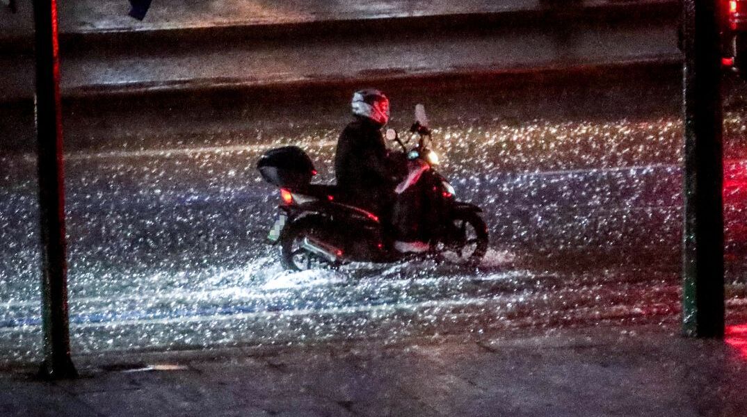 Αποκαταστάθηκε η κυκλοφορία στις λεωφόρους Βουλιαγμένης, Ποσειδώνος και στην οδό Πειραιώς