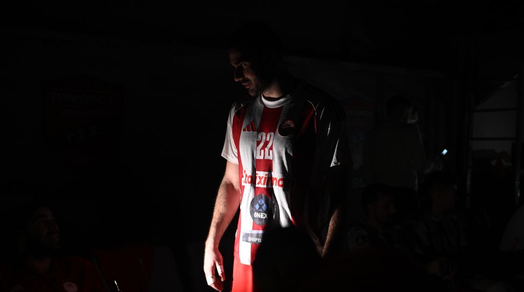 Έπεσε για 15 λεπτά το ρεύμα κατά τη διάρκεια του τελικού ΠΑΟΚ-Ολυμπιακός στο βόλεϊ