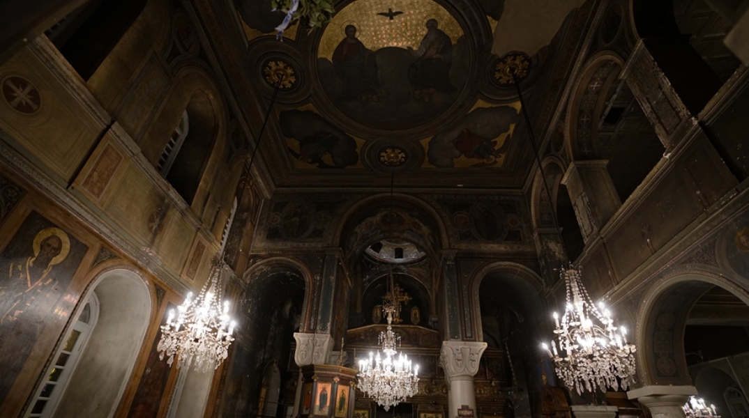 Το εσωτερικό του Ναού