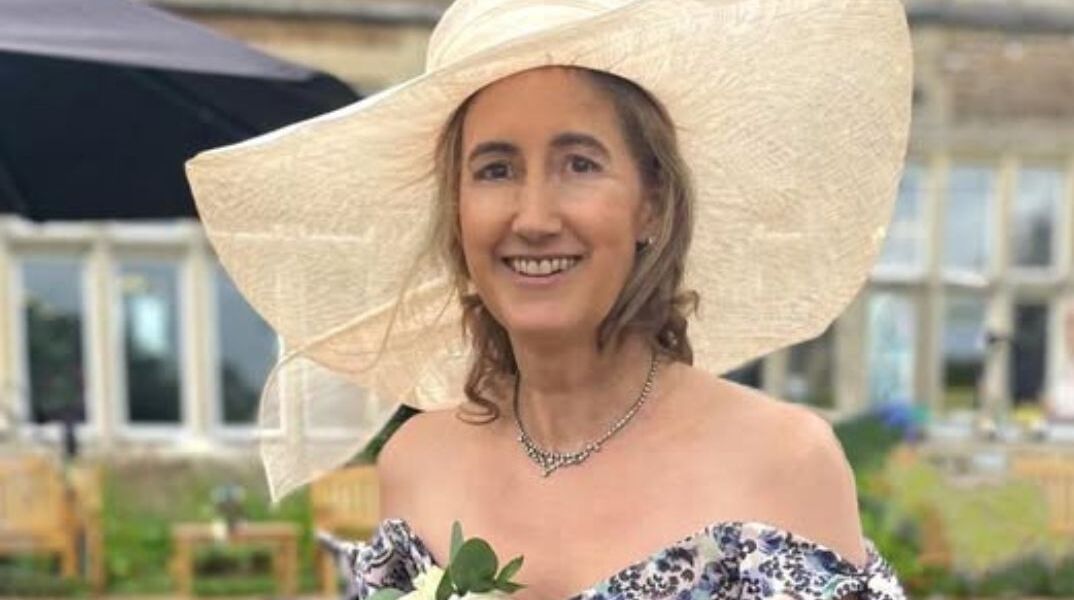 Πέθανε η Σόφι Κινσέλα, η συγγραφέας της σειράς Shopaholic, σε ηλικία 55 ετών