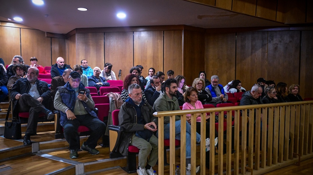 Δίκη Χρυσής Αυγής - Εισαγγελέας: «Ο Παύλος Φύσσας εξιχνίασε μόνος του τη δολοφονία του»