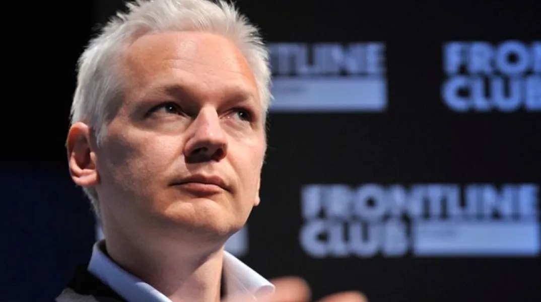 Τζούλιαν Ασάνζ